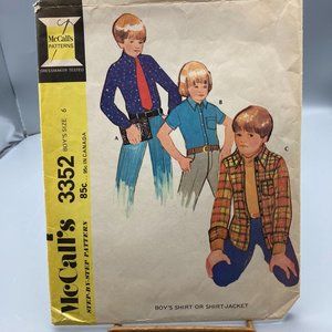 Vintage Sewing PATTERN McCalls 3352, Boys 1972 Shirt or Shirt Jacket, Childs